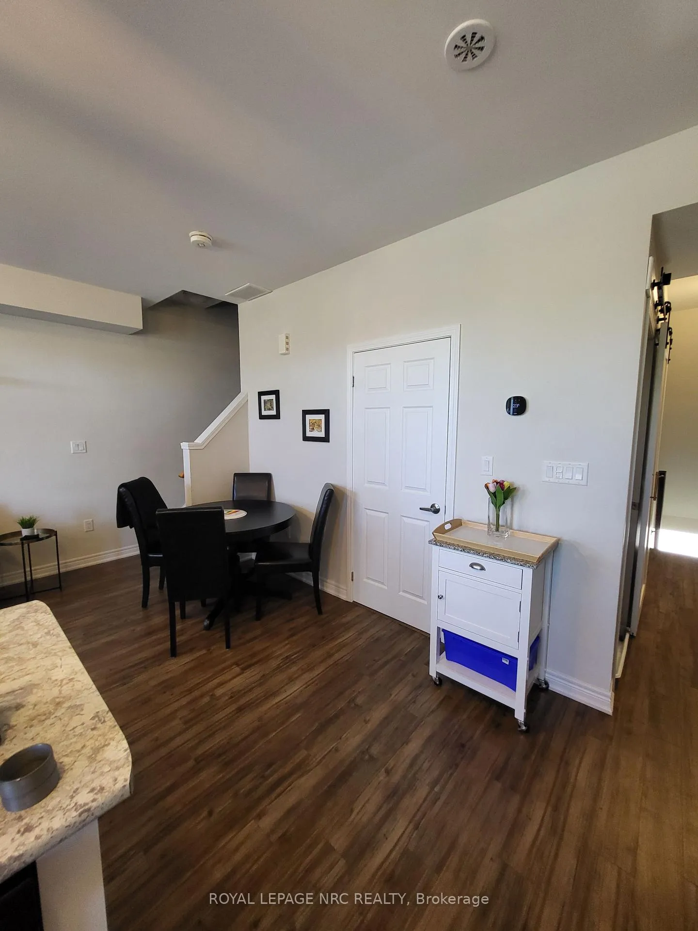 Photo 6 of Unit 12, 5014 Serena Drive, Lincoln, Beamsville — HOMEH