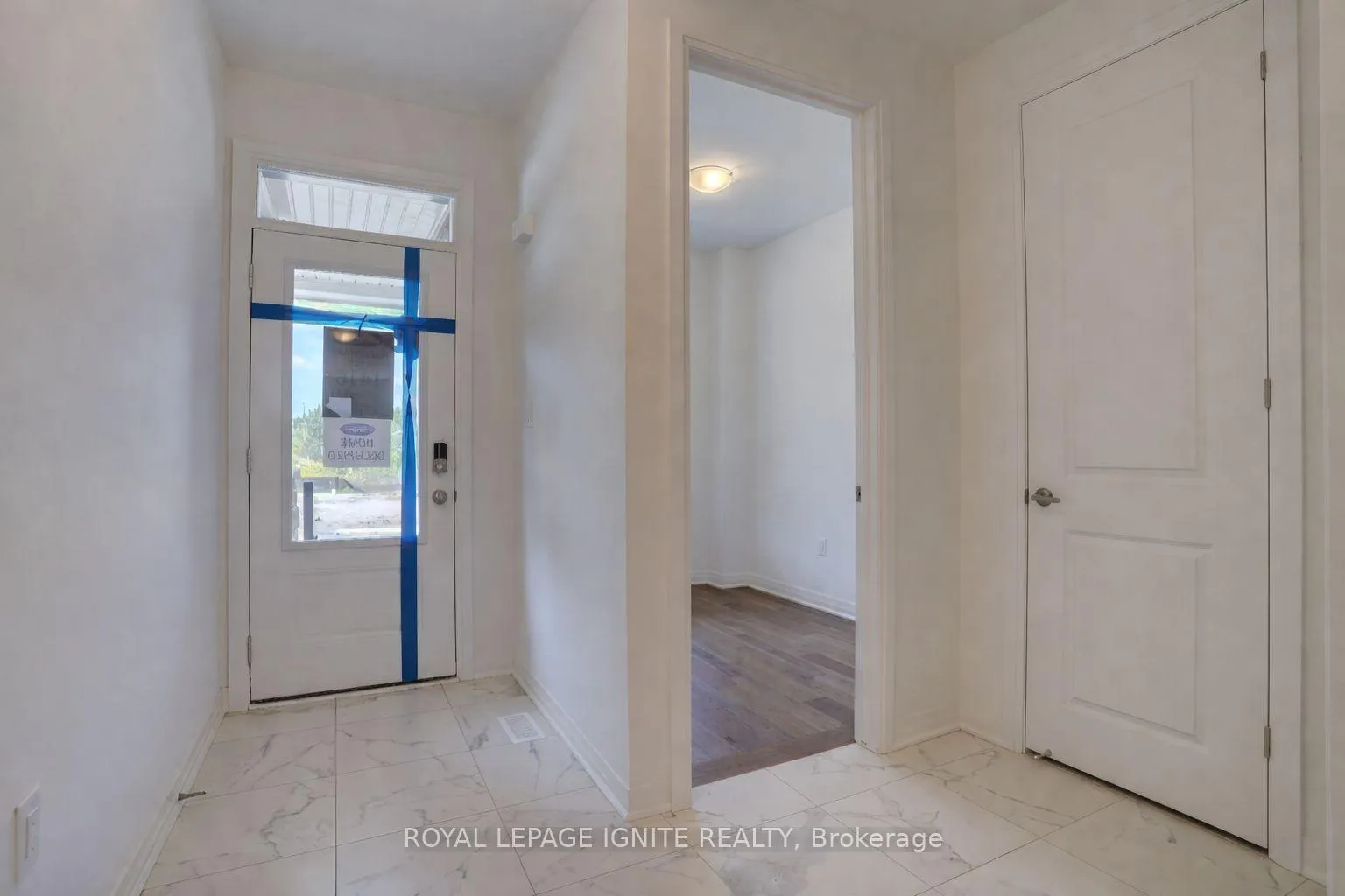 Photo 2 of 1584 Scarlett Trail, Pickering, Rural Pickering — HOMEH