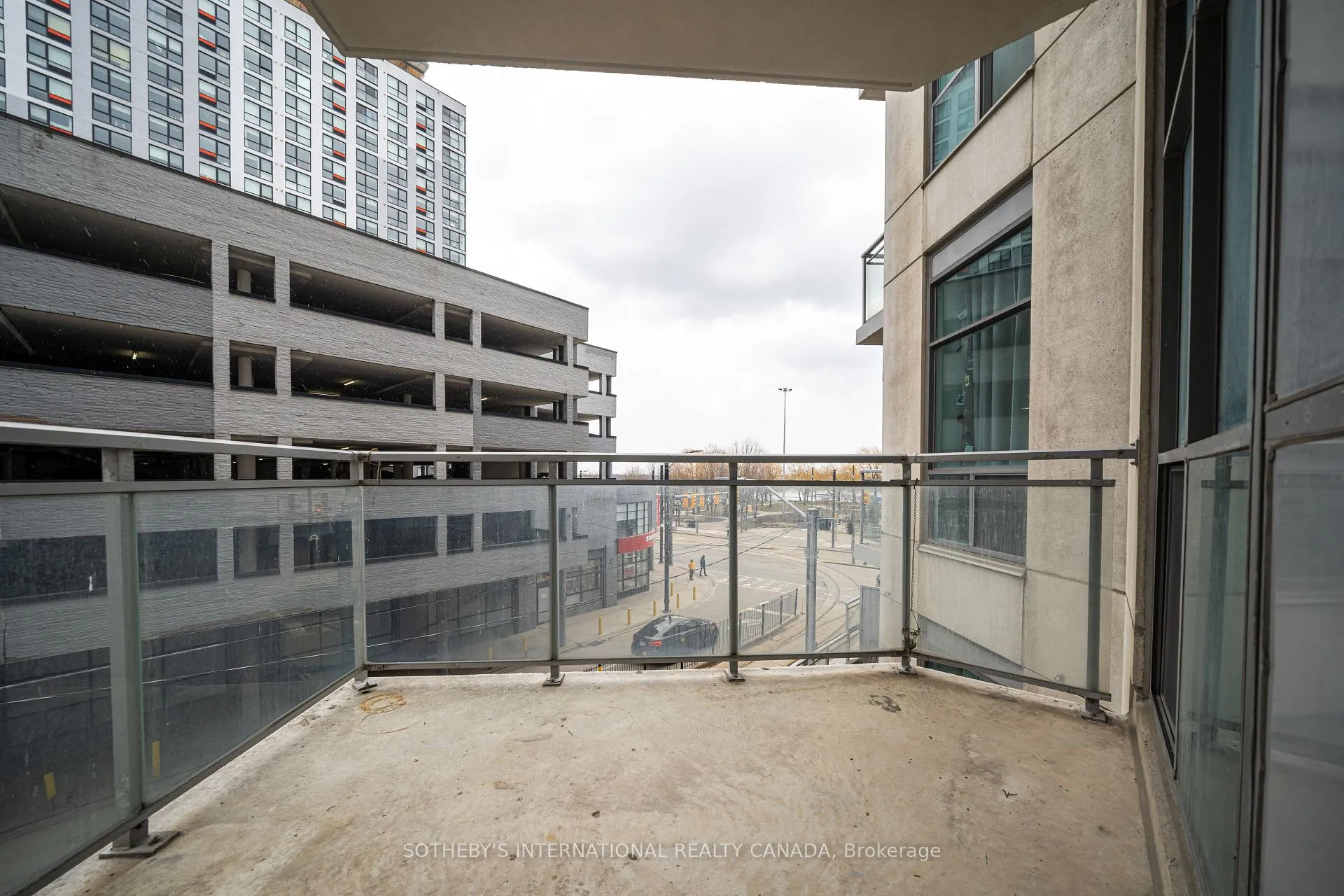 Photo 5 of Unit 312, 410 Queens Quay W, Toronto, Waterfront Communities — HOMEH