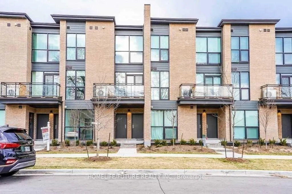 Front of Unit B, 11 Falaise Road