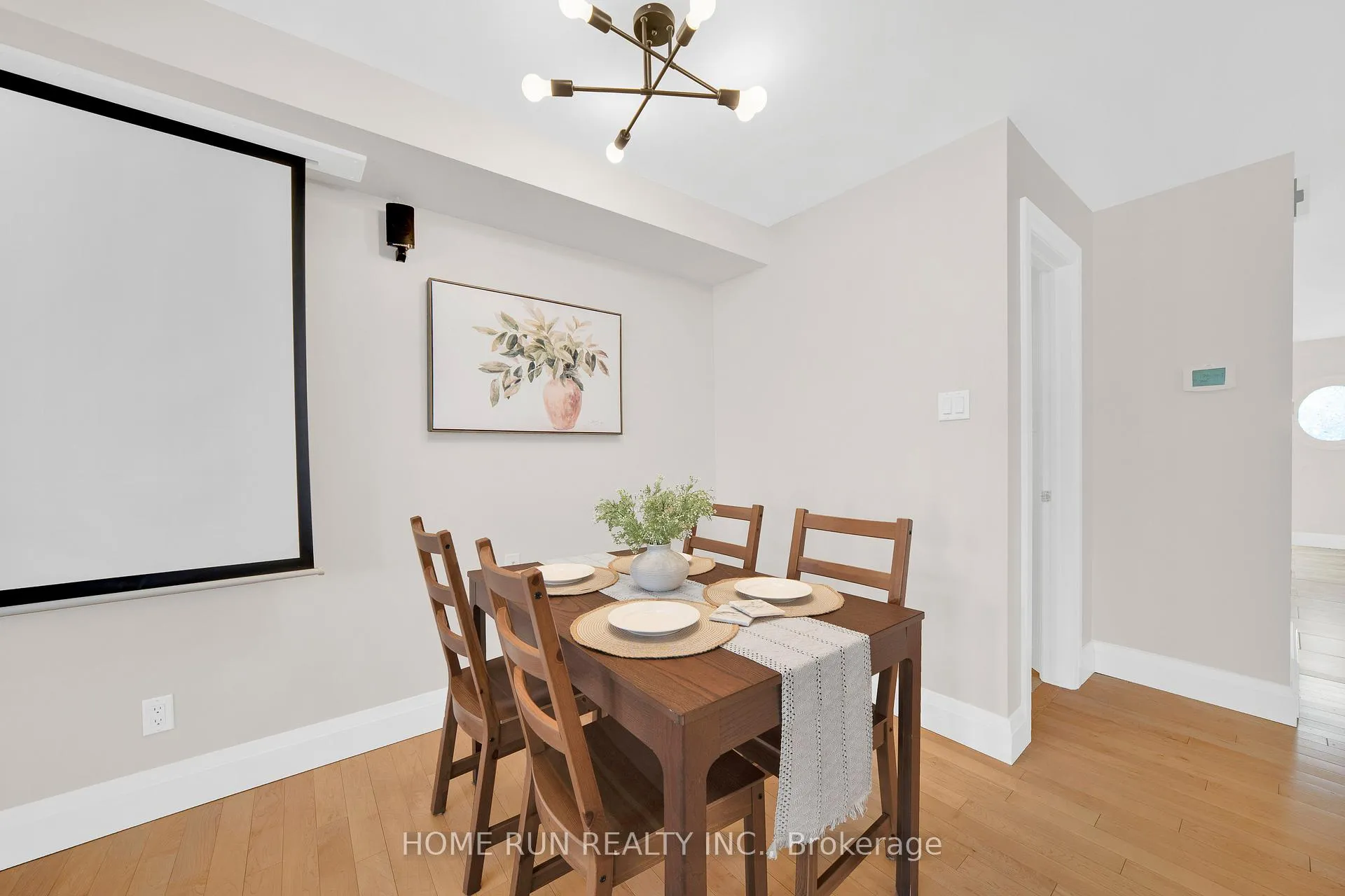 Photo 13 of 1150 Gablefield Private, Ottawa, Beaconwood — HOMEH