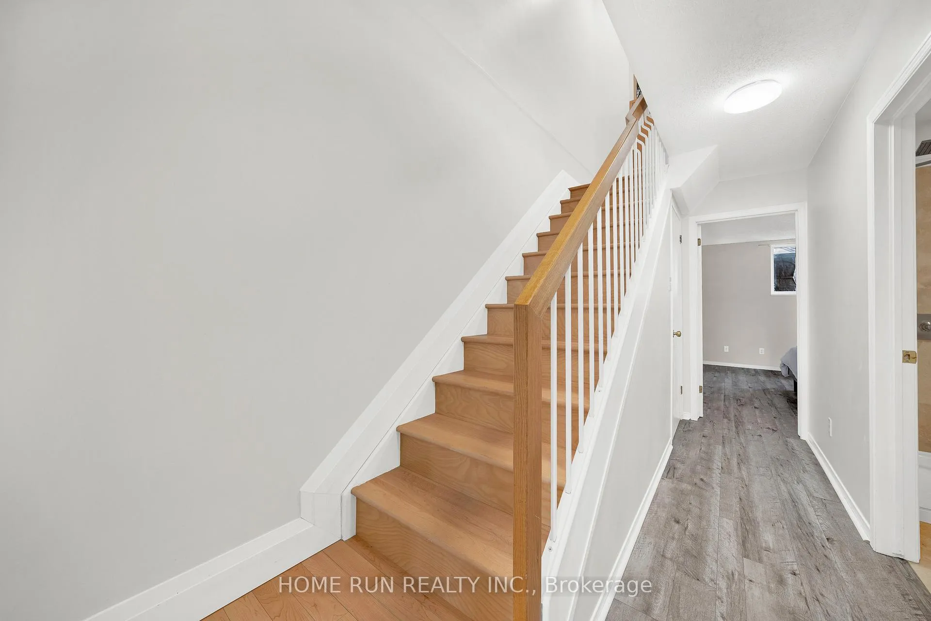Photo 20 of 1150 Gablefield Private, Ottawa, Beaconwood — HOMEH
