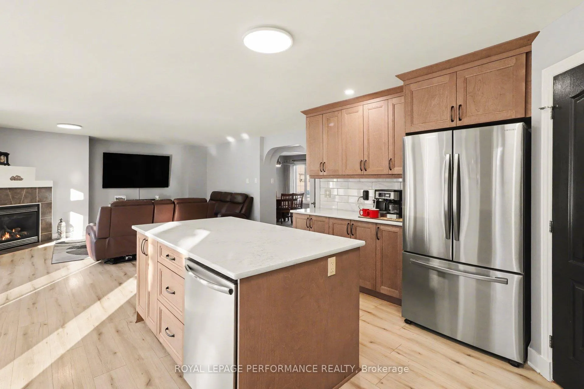 Photo 10 of 333 Timbertrail Terrace, Ottawa, Springridge/East Village — HOMEH
