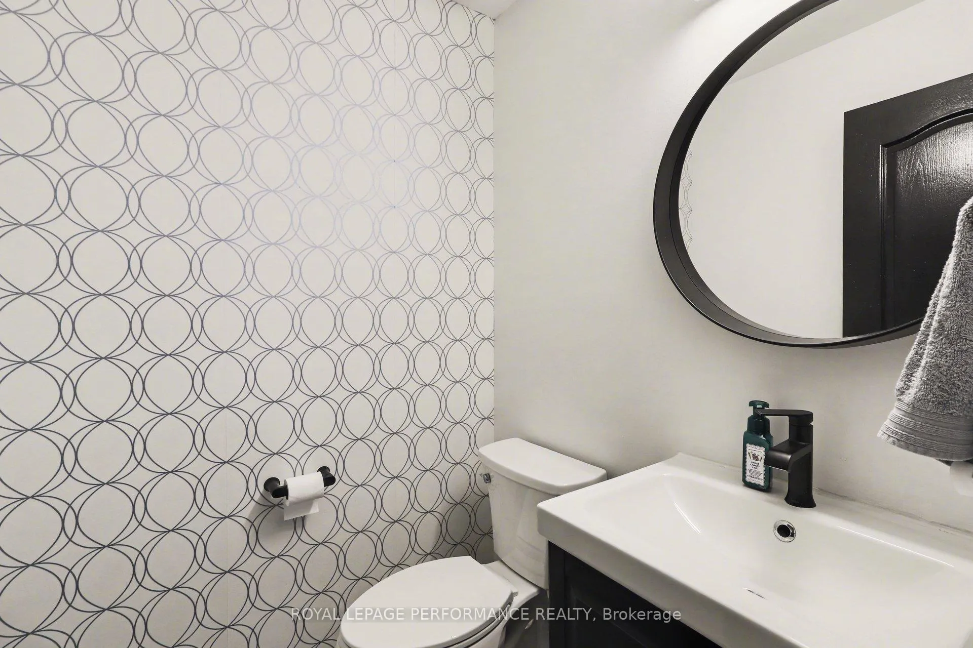 Photo 15 of 333 Timbertrail Terrace, Ottawa, Springridge/East Village — HOMEH