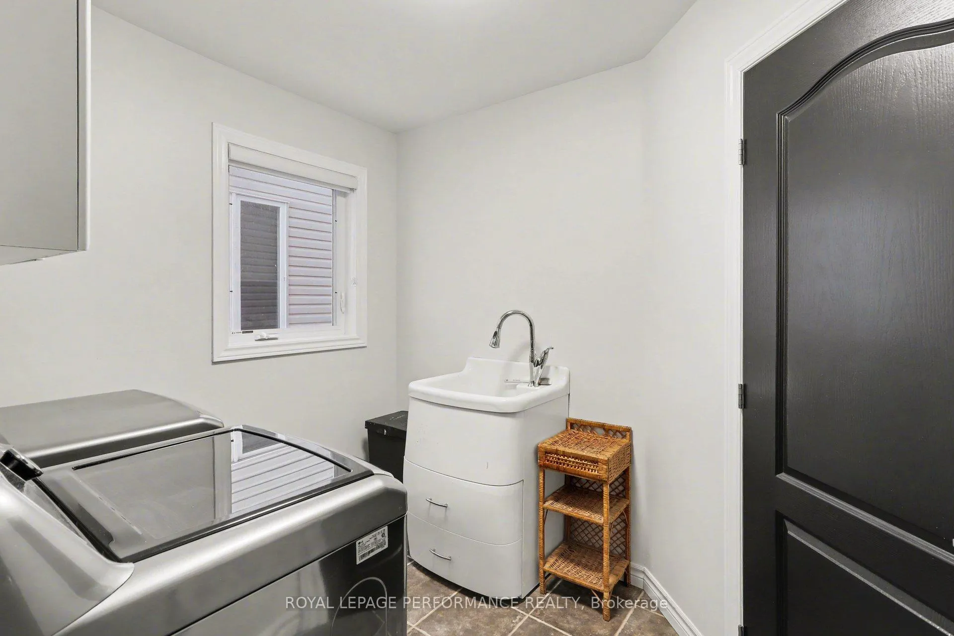 Photo 16 of 333 Timbertrail Terrace, Ottawa, Springridge/East Village — HOMEH