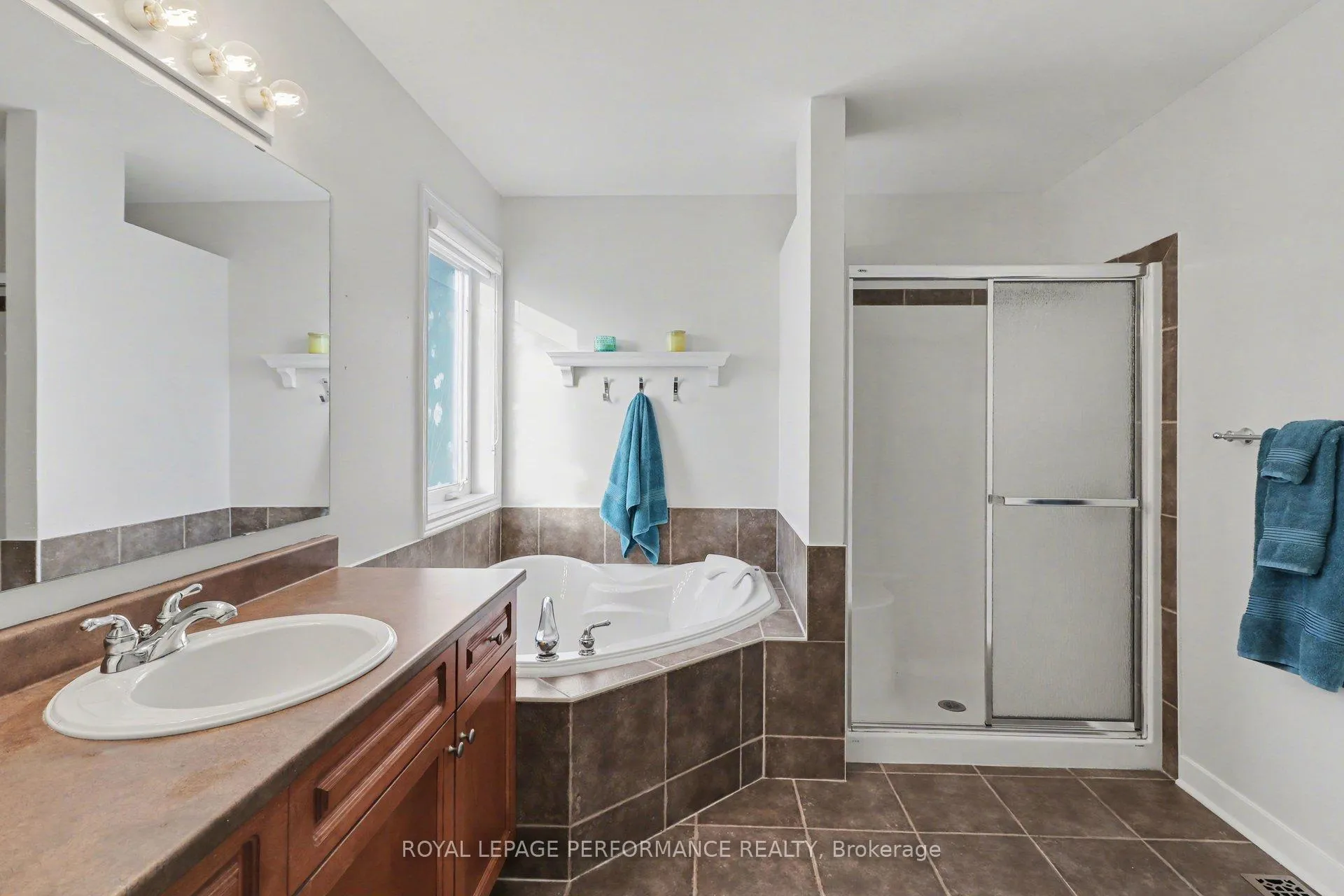Photo 23 of 333 Timbertrail Terrace, Ottawa, Springridge/East Village — HOMEH