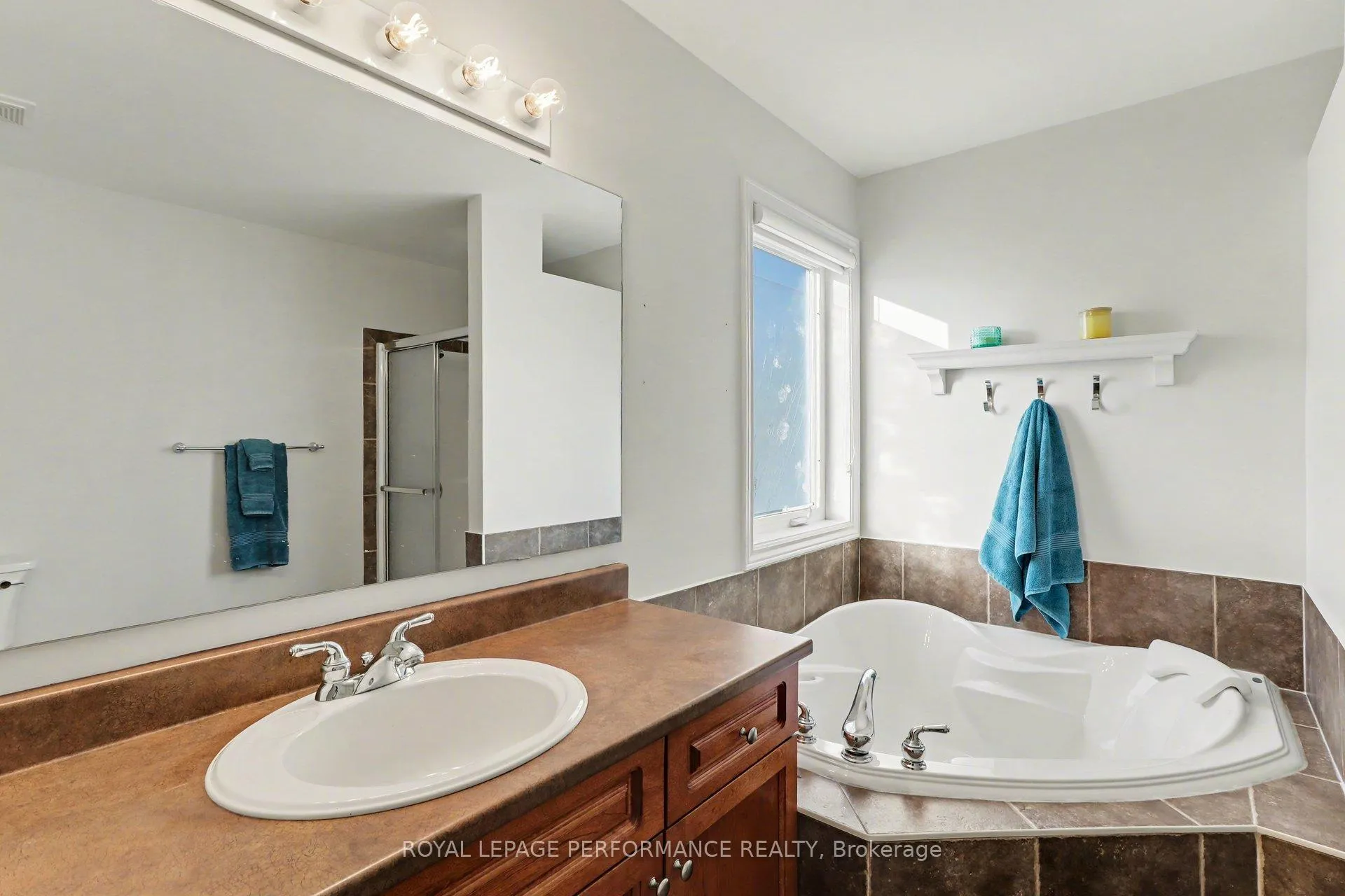 Photo 24 of 333 Timbertrail Terrace, Ottawa, Springridge/East Village — HOMEH
