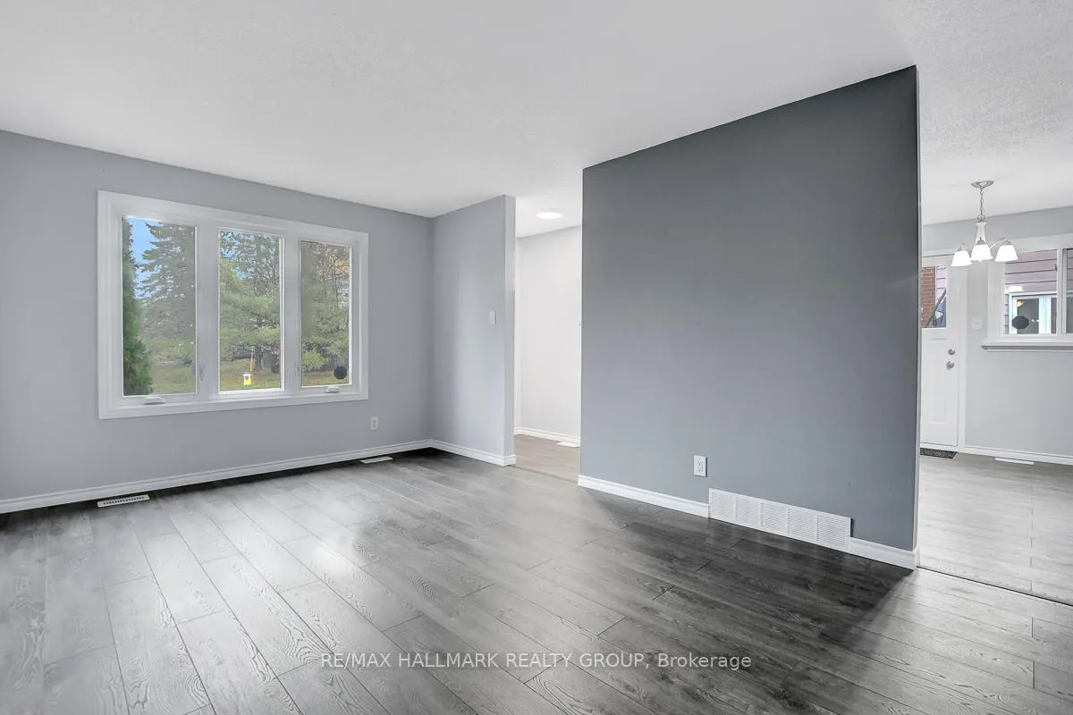 Photo 7 of 71 Morton Drive, Ottawa, Kanata - Glencairn/Hazeldean — HOMEH