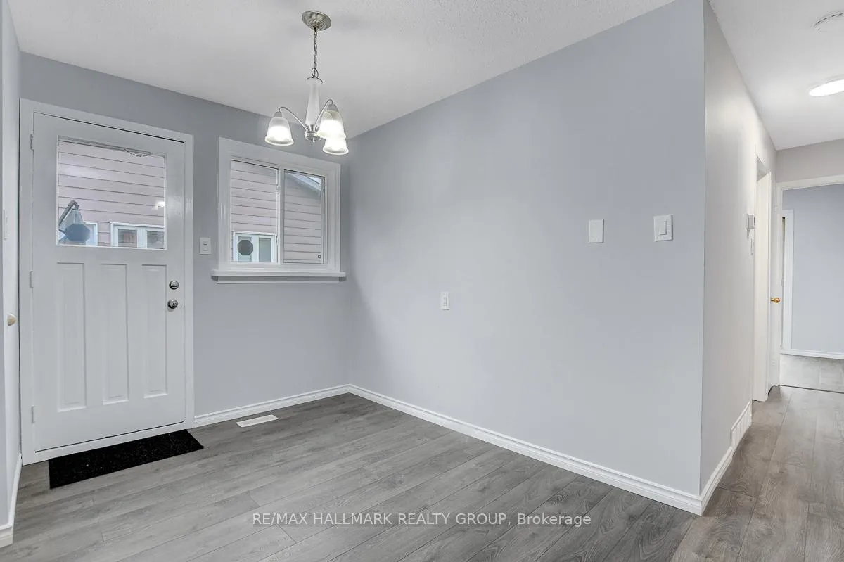 Photo 11 of 71 Morton Drive, Ottawa, Kanata - Glencairn/Hazeldean — HOMEH