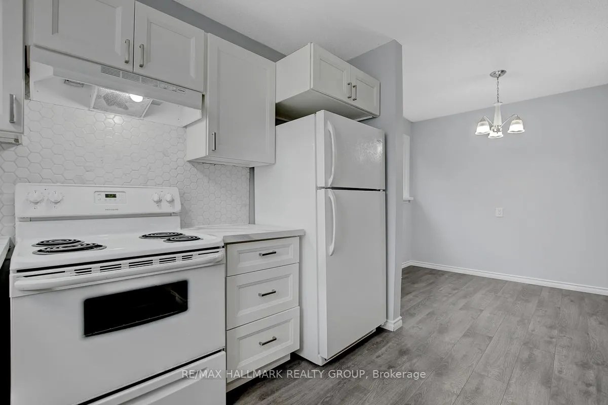 Photo 16 of 71 Morton Drive, Ottawa, Kanata - Glencairn/Hazeldean — HOMEH