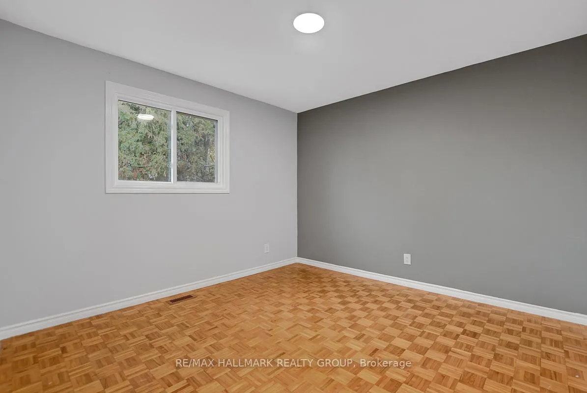 Photo 18 of 71 Morton Drive, Ottawa, Kanata - Glencairn/Hazeldean — HOMEH