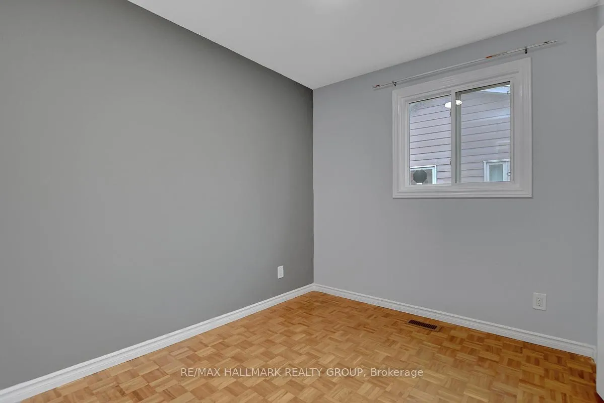 Photo 21 of 71 Morton Drive, Ottawa, Kanata - Glencairn/Hazeldean — HOMEH