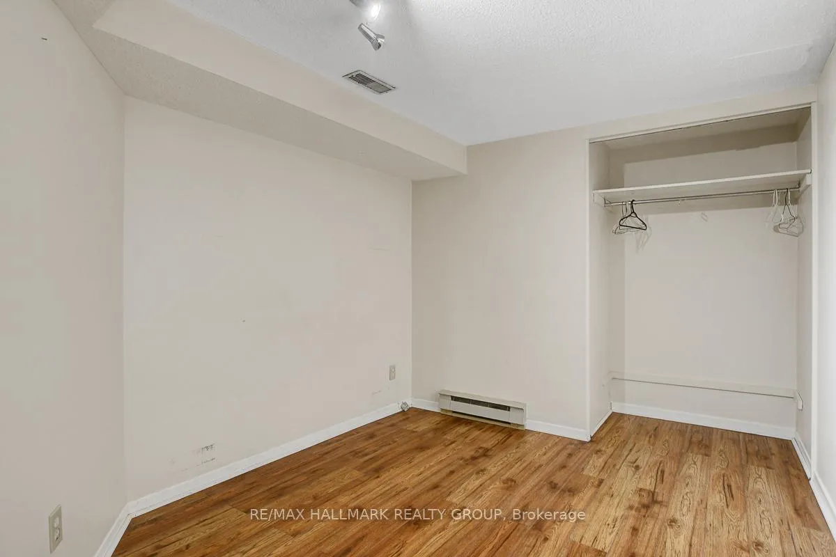 Photo 30 of 71 Morton Drive, Ottawa, Kanata - Glencairn/Hazeldean — HOMEH