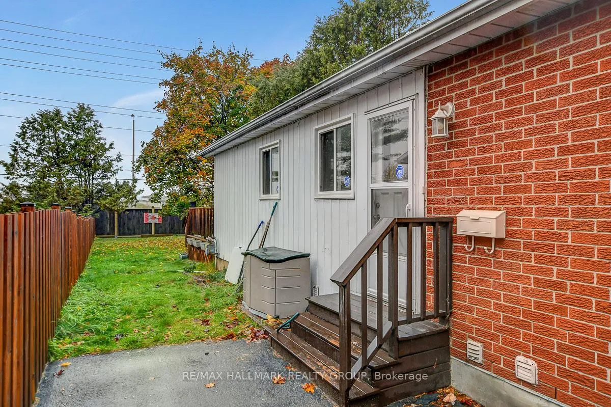 Photo 39 of 71 Morton Drive, Ottawa, Kanata - Glencairn/Hazeldean — HOMEH