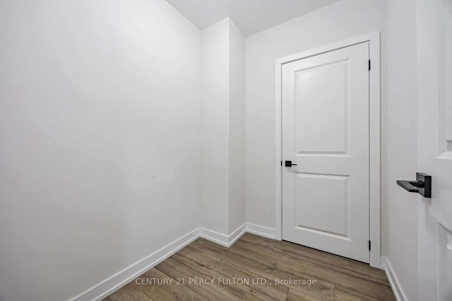 Photo 10 of Unit 17, 400 Finch Avenue, Pickering, Rouge Park — HOMEH