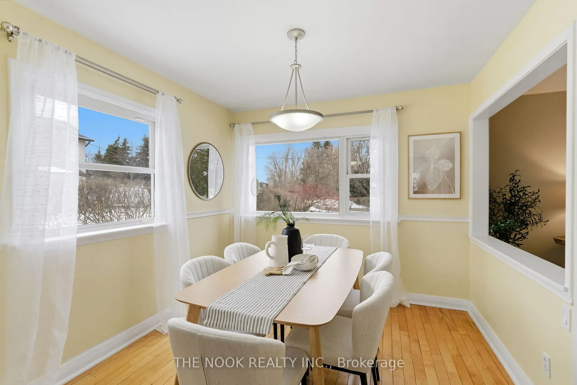 Photo 11 of 6 Nelson Street, Clarington, Bowmanville — HOMEH