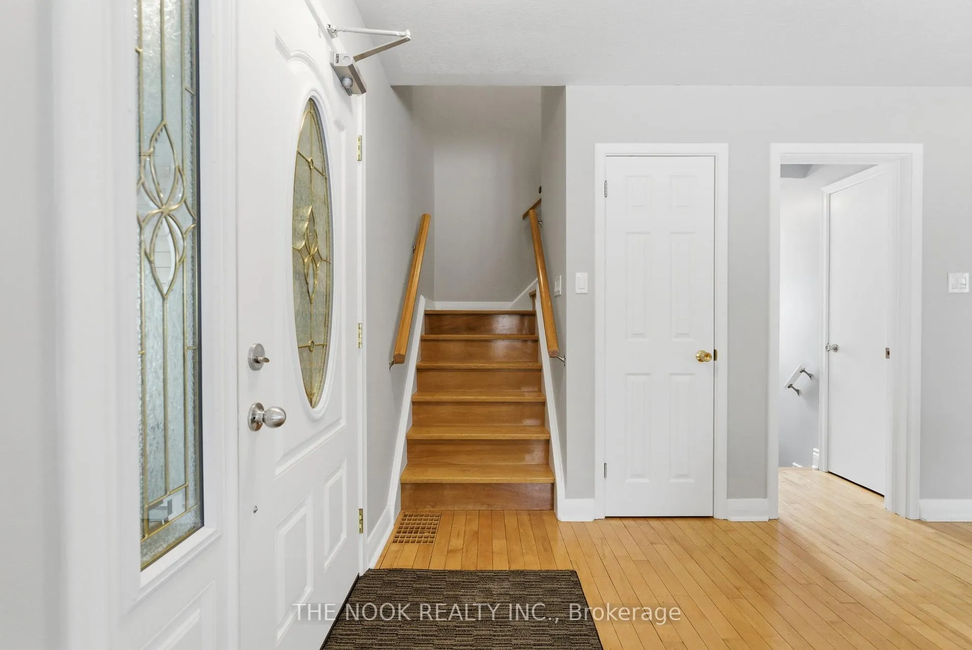 Photo 21 of 6 Nelson Street, Clarington, Bowmanville — HOMEH