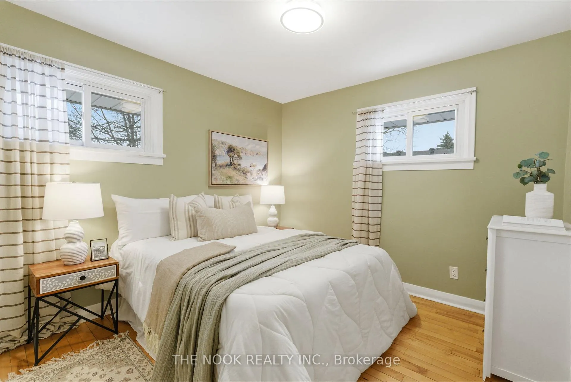 Photo 31 of 6 Nelson Street, Clarington, Bowmanville — HOMEH