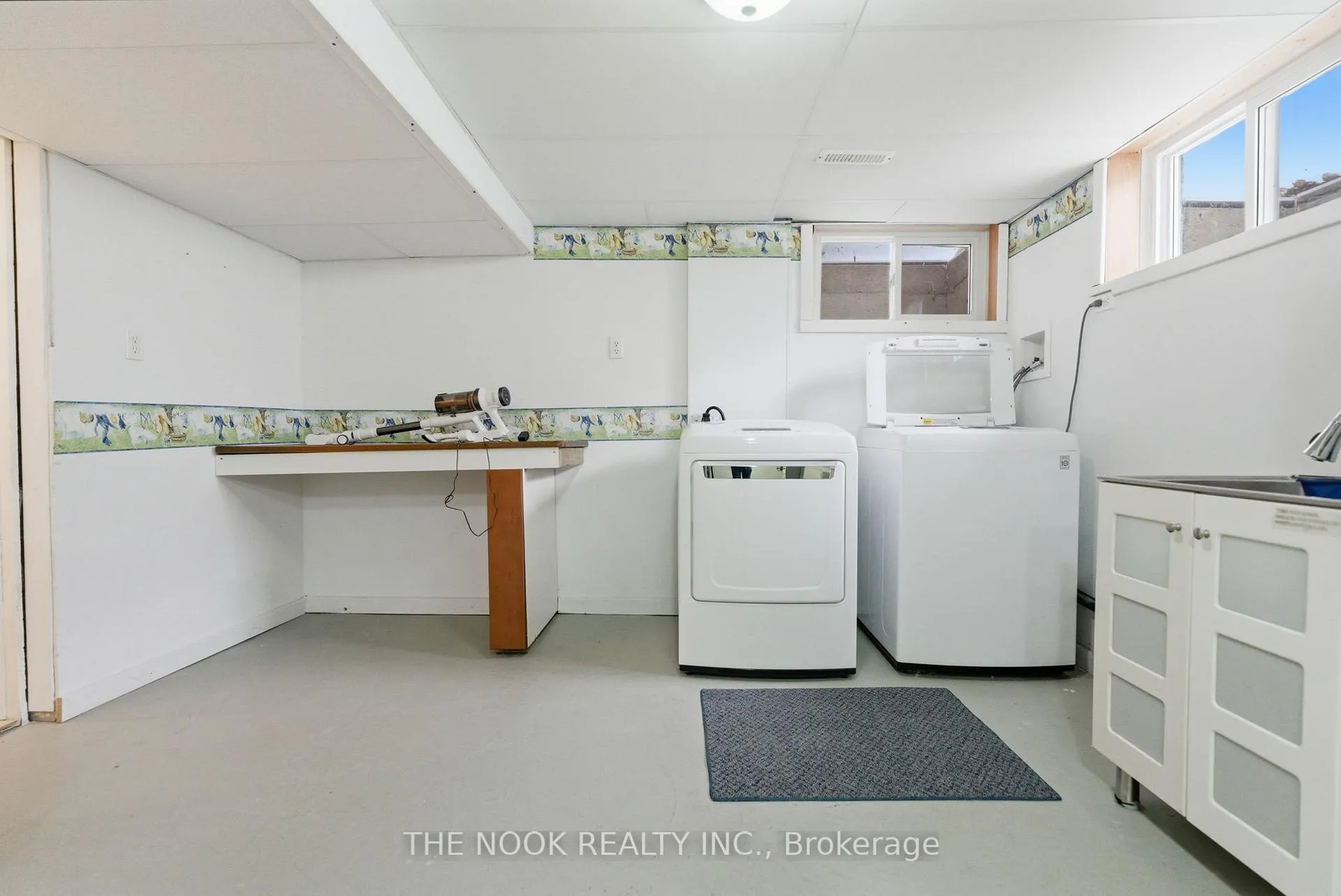 Photo 41 of 6 Nelson Street, Clarington, Bowmanville — HOMEH