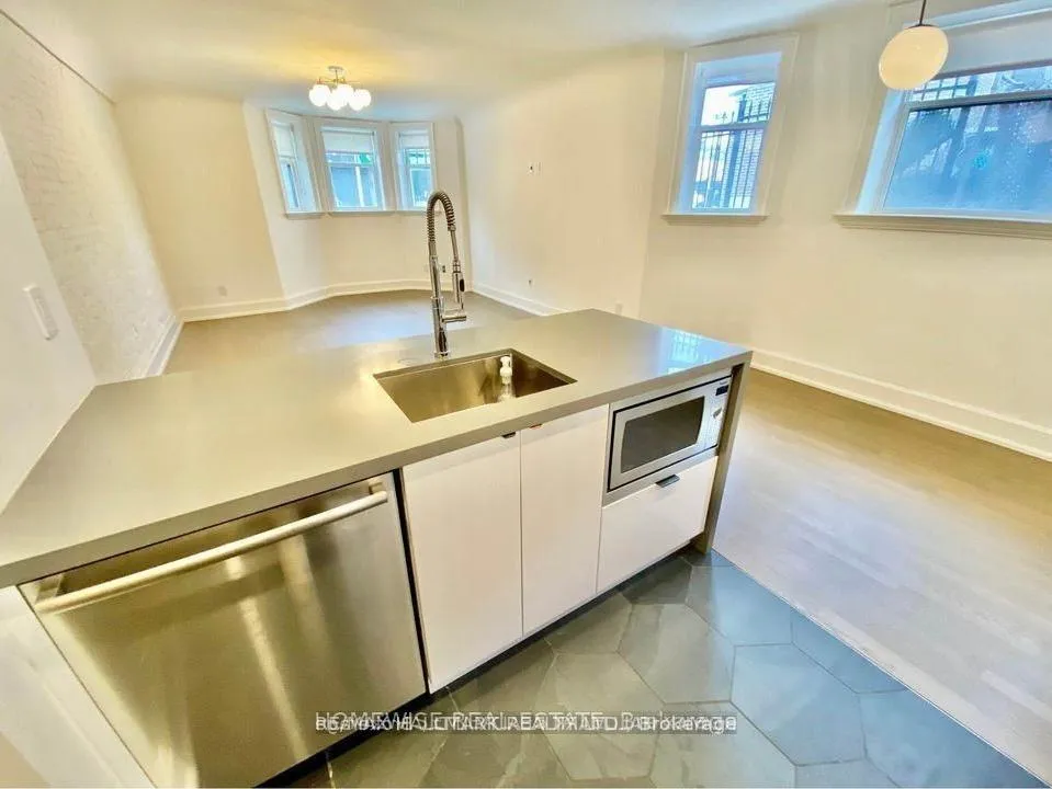 Photo 5 of Unit 1A, 795 College Street, Toronto, Trinity-Bellwoods — HOMEH