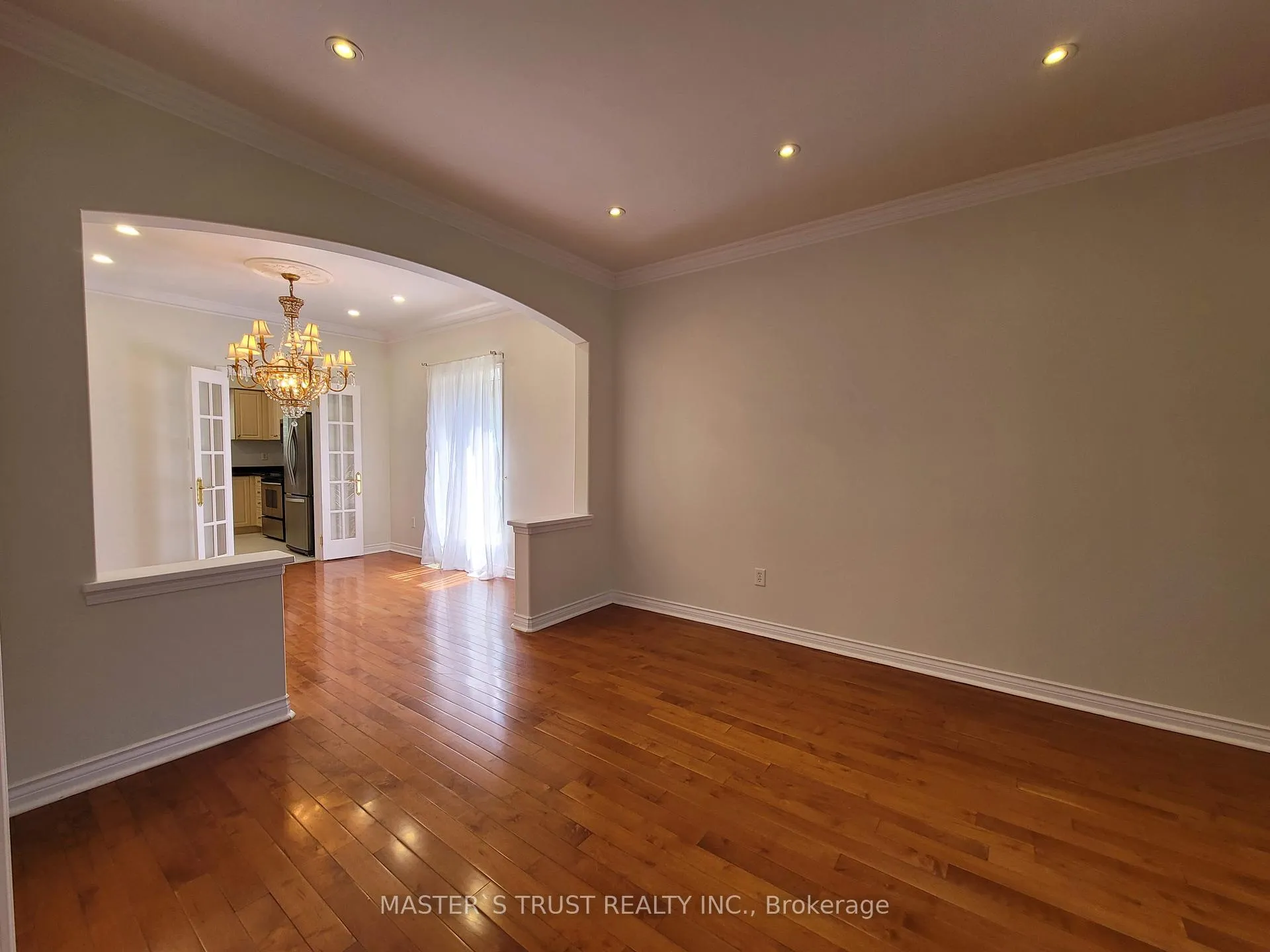 Photo 11 of 623 Carlton Road, Markham, Markville — HOMEH
