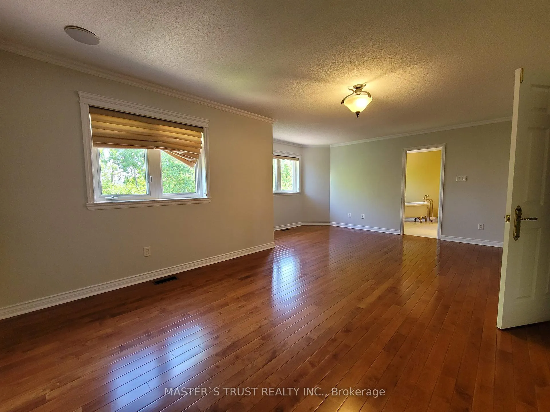 Photo 24 of 623 Carlton Road, Markham, Markville — HOMEH
