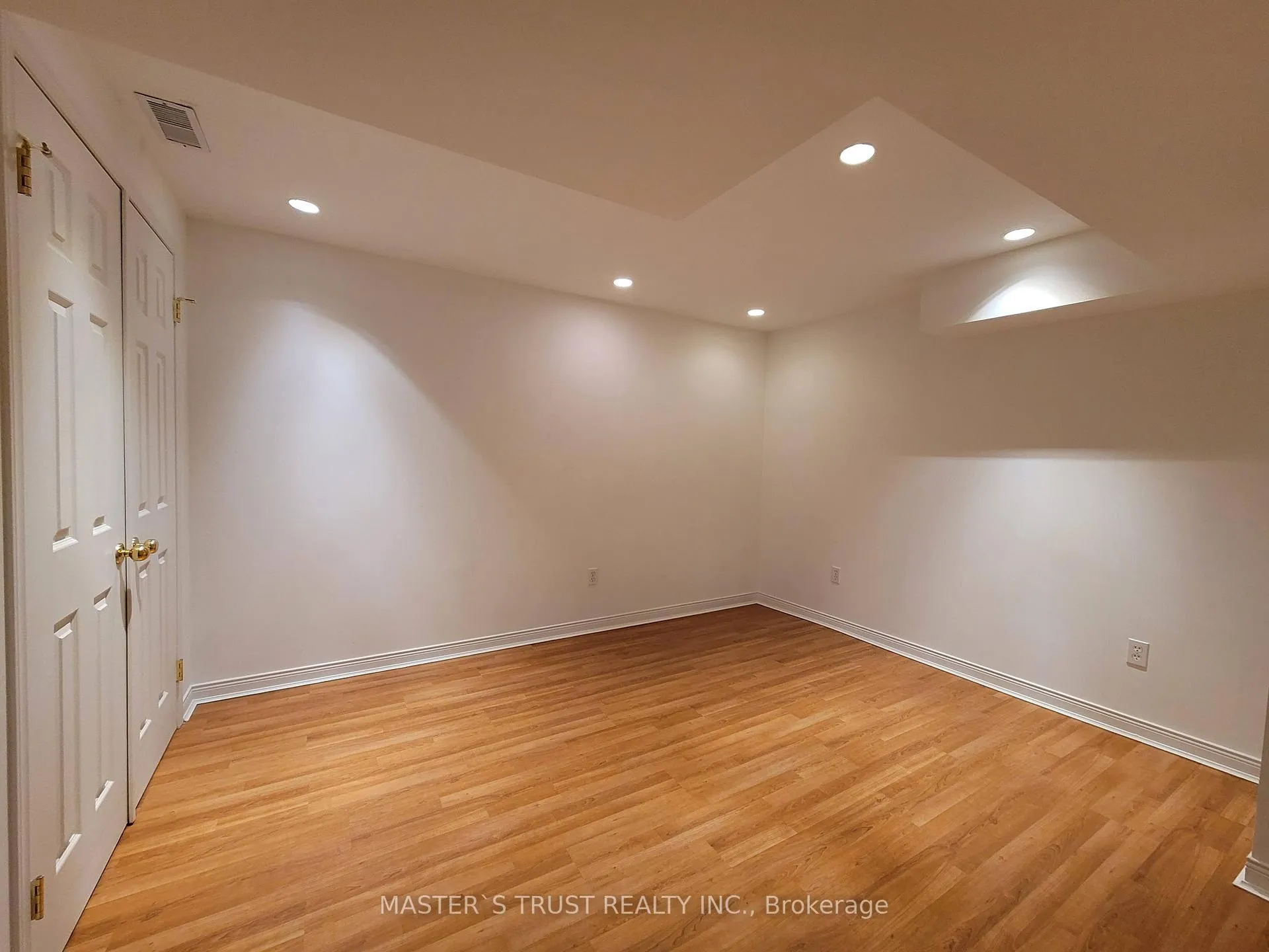 Photo 26 of 623 Carlton Road, Markham, Markville — HOMEH