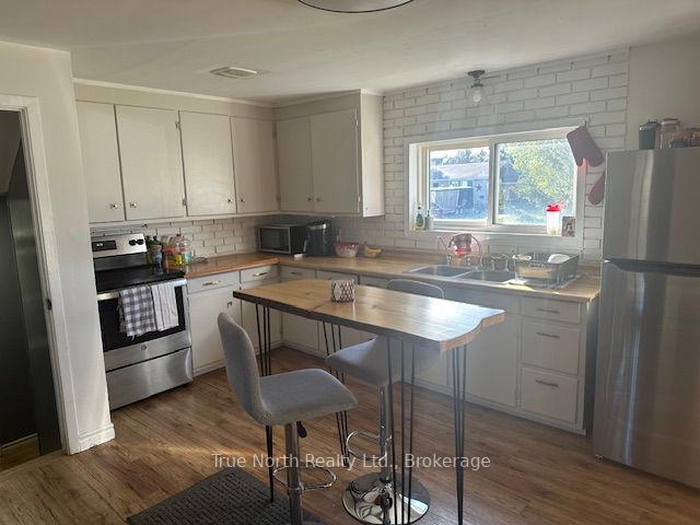 Photo 3 of 8 Hazel Street, Kapuskasing — HOMEH