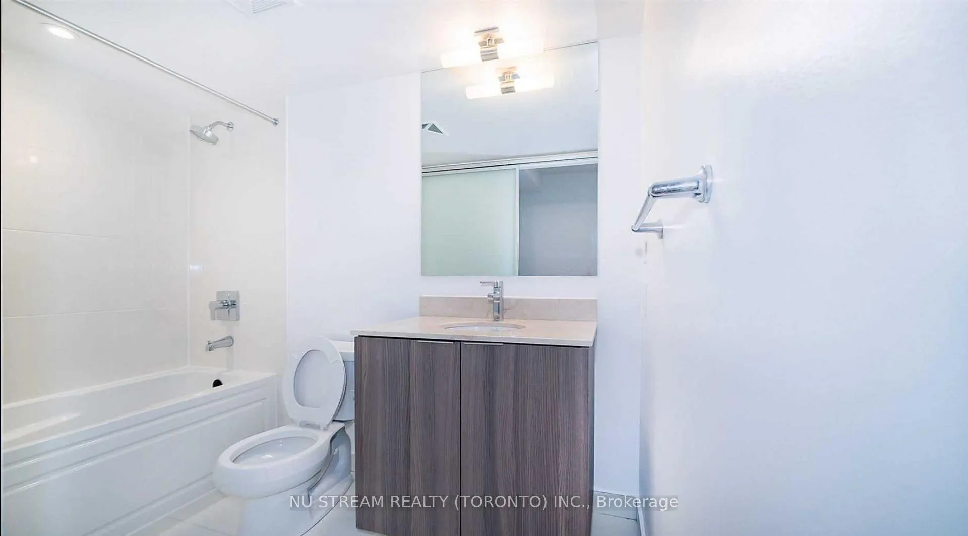 Photo 12 of Unit 1620, 955 Bay Street, Toronto, Bay Street Corridor — HOMEH