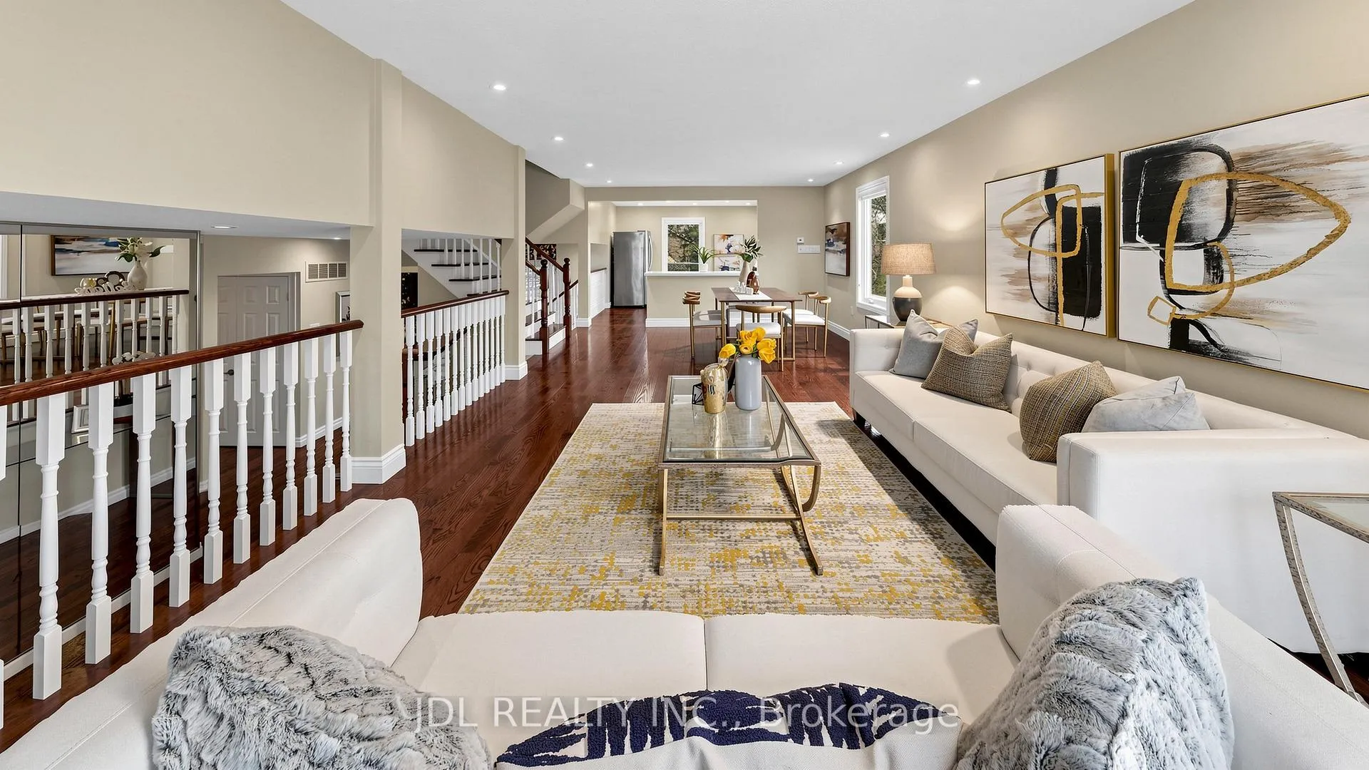 Photo 4 of 16 Breckonwood Crescent, Markham, Aileen-Willowbrook — HOMEH