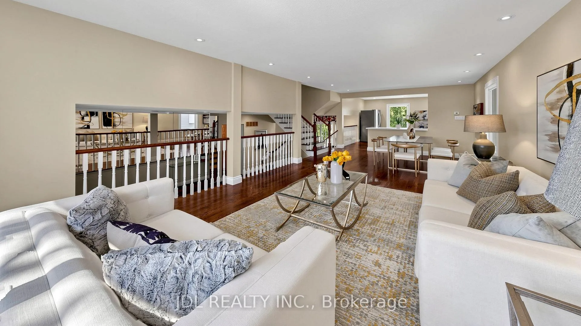 Photo 5 of 16 Breckonwood Crescent, Markham, Aileen-Willowbrook — HOMEH