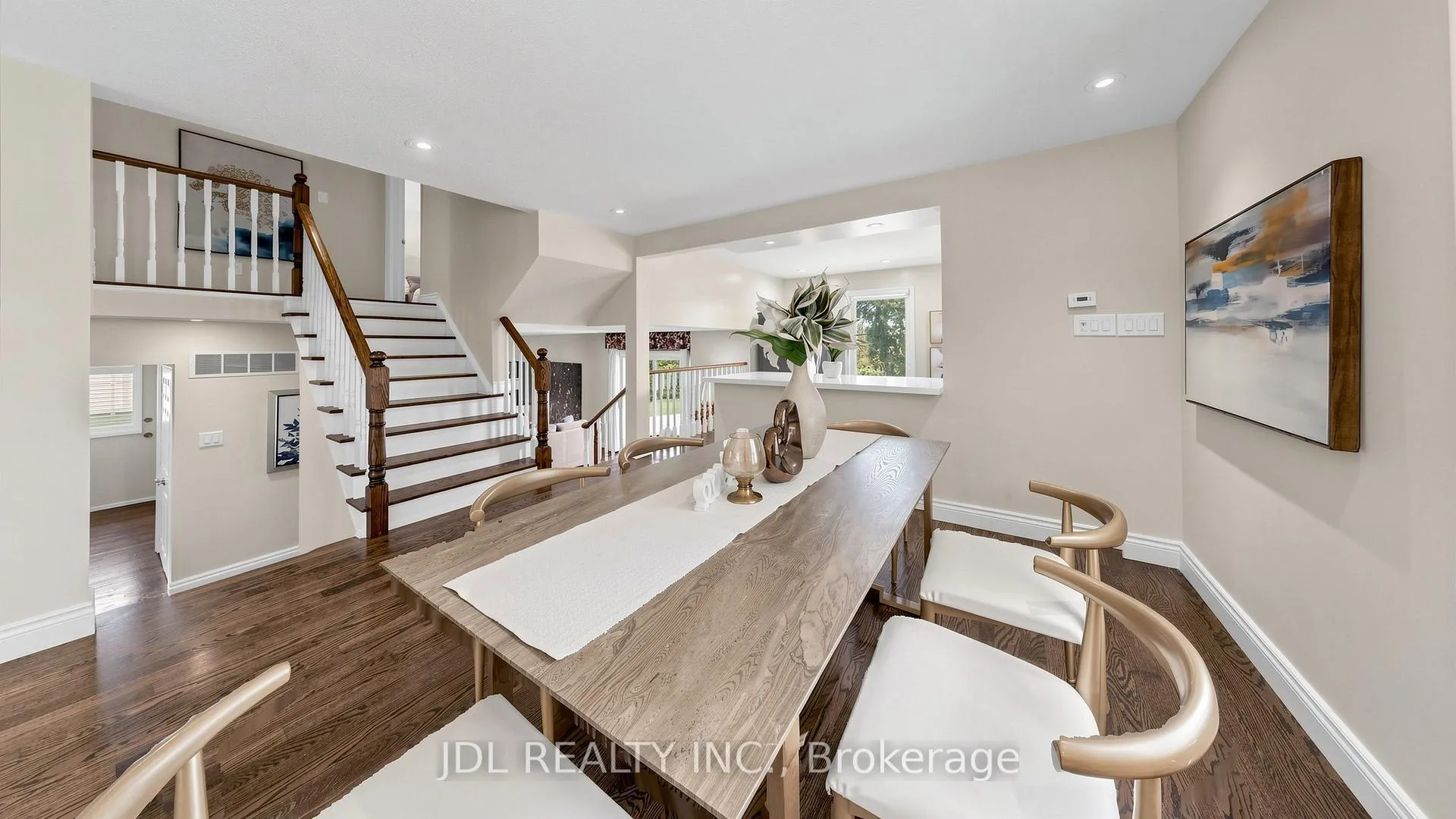Photo 8 of 16 Breckonwood Crescent, Markham, Aileen-Willowbrook — HOMEH