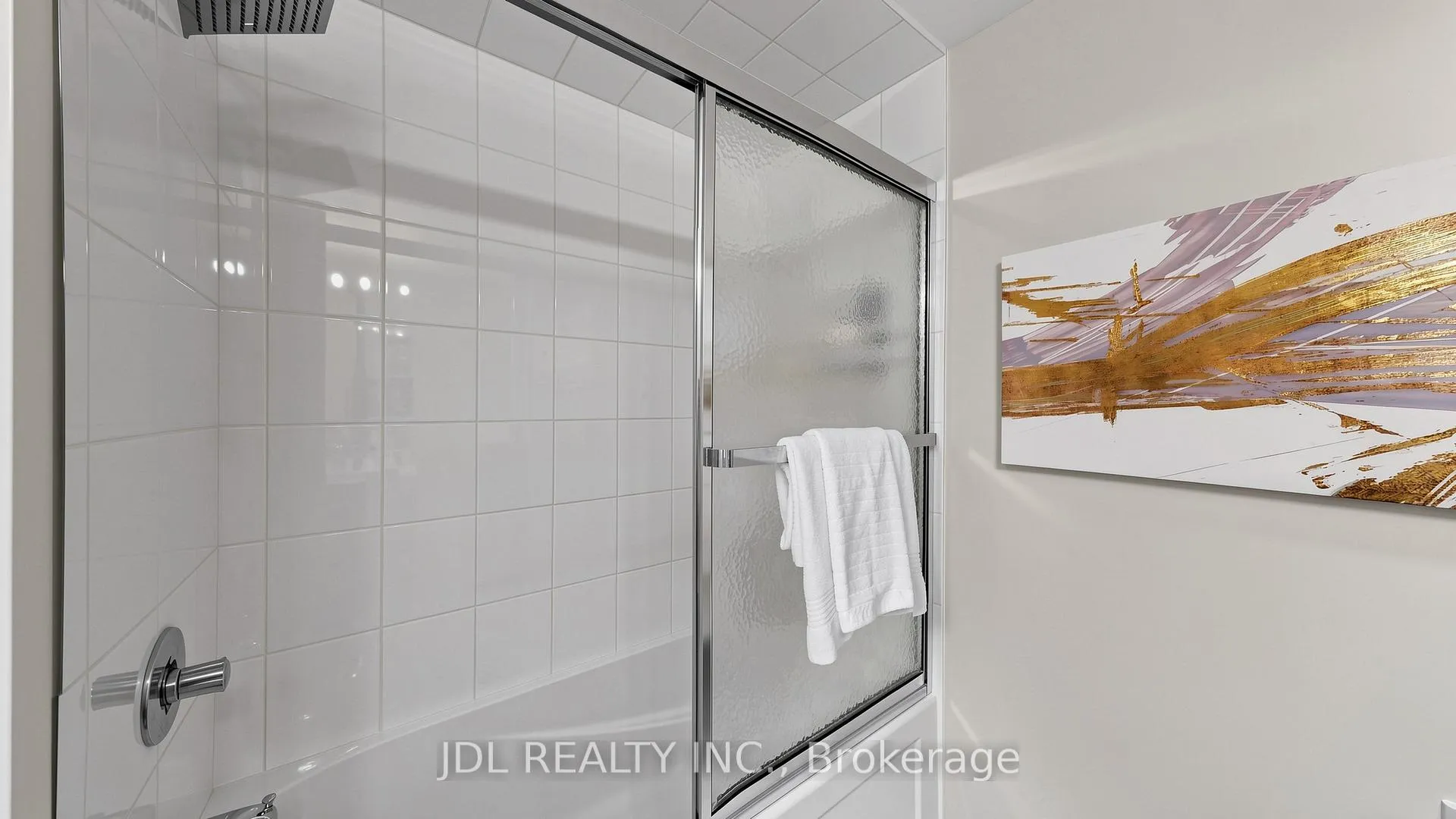 Photo 34 of 16 Breckonwood Crescent, Markham, Aileen-Willowbrook — HOMEH