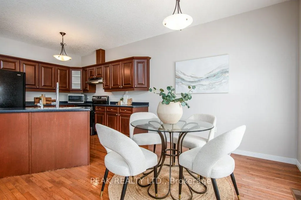 Photo 14 of Unit 3, 900 Doon Village Road, Kitchener — HOMEH