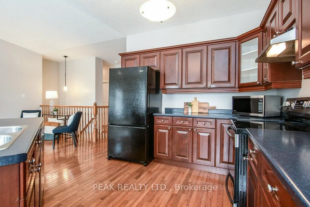Photo 21 of Unit 3, 900 Doon Village Road, Kitchener — HOMEH