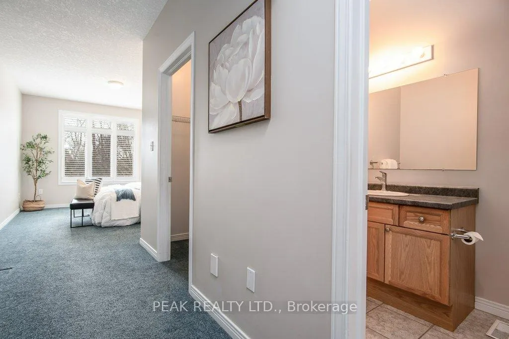 Photo 27 of Unit 3, 900 Doon Village Road, Kitchener — HOMEH