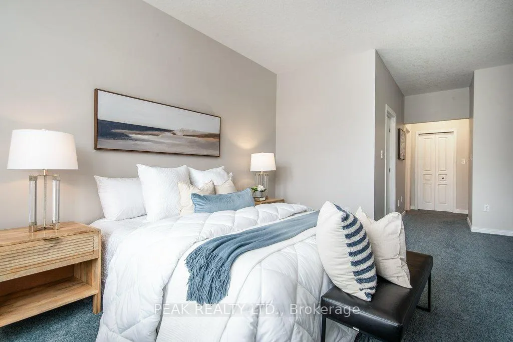 Photo 29 of Unit 3, 900 Doon Village Road, Kitchener — HOMEH