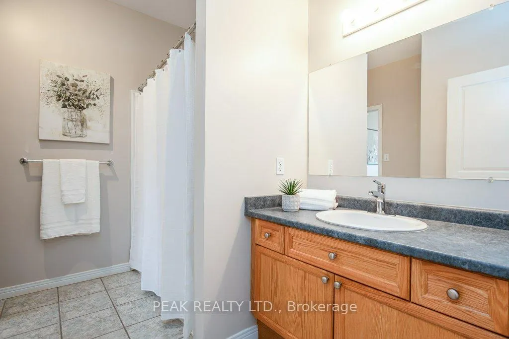 Photo 36 of Unit 3, 900 Doon Village Road, Kitchener — HOMEH