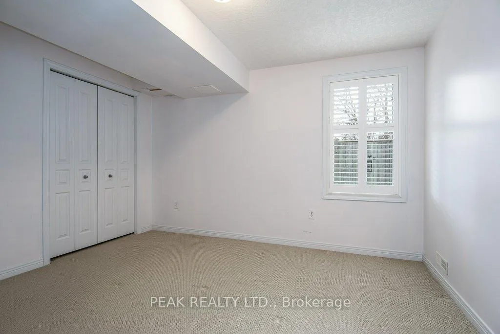 Photo 40 of Unit 3, 900 Doon Village Road, Kitchener — HOMEH