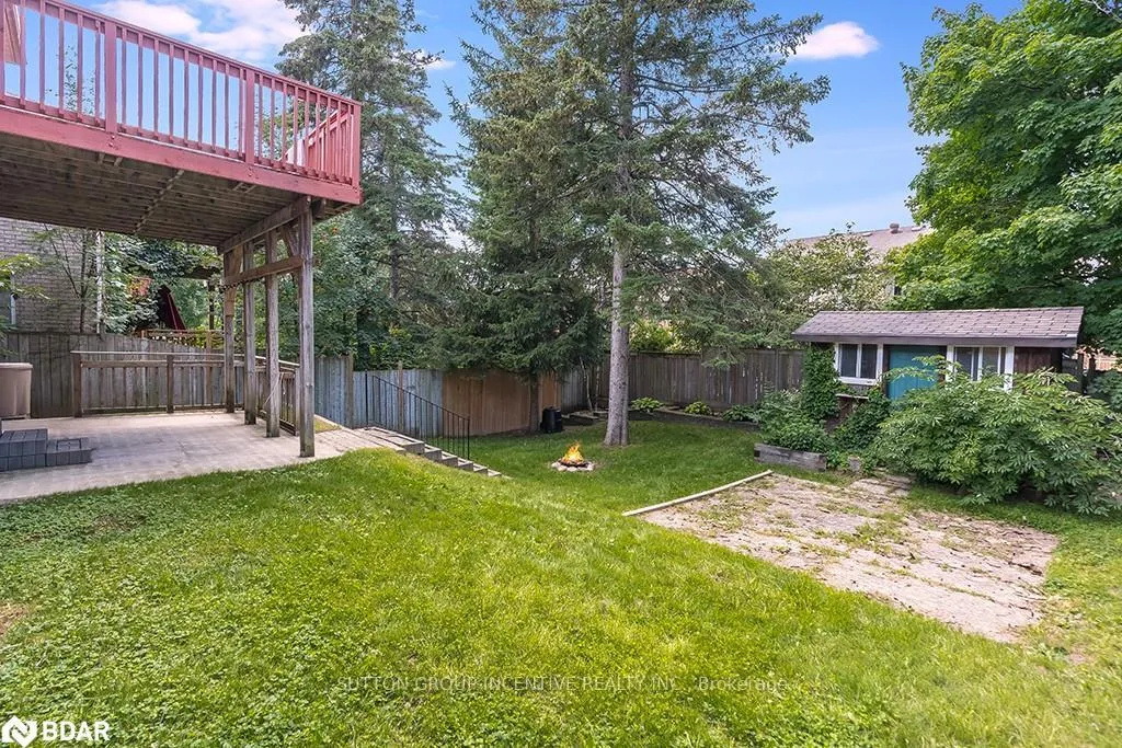 Photo 9 of 40 Kell Place, Barrie, Bayshore — HOMEH