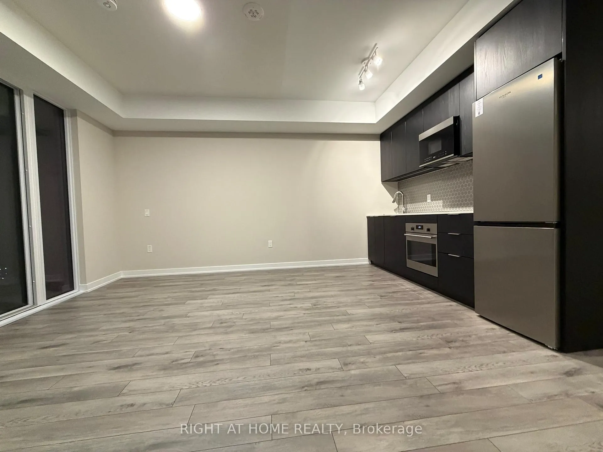Photo 3 of Unit 1705, 15 Skyridge Drive E, Brampton, Bram East — HOMEH