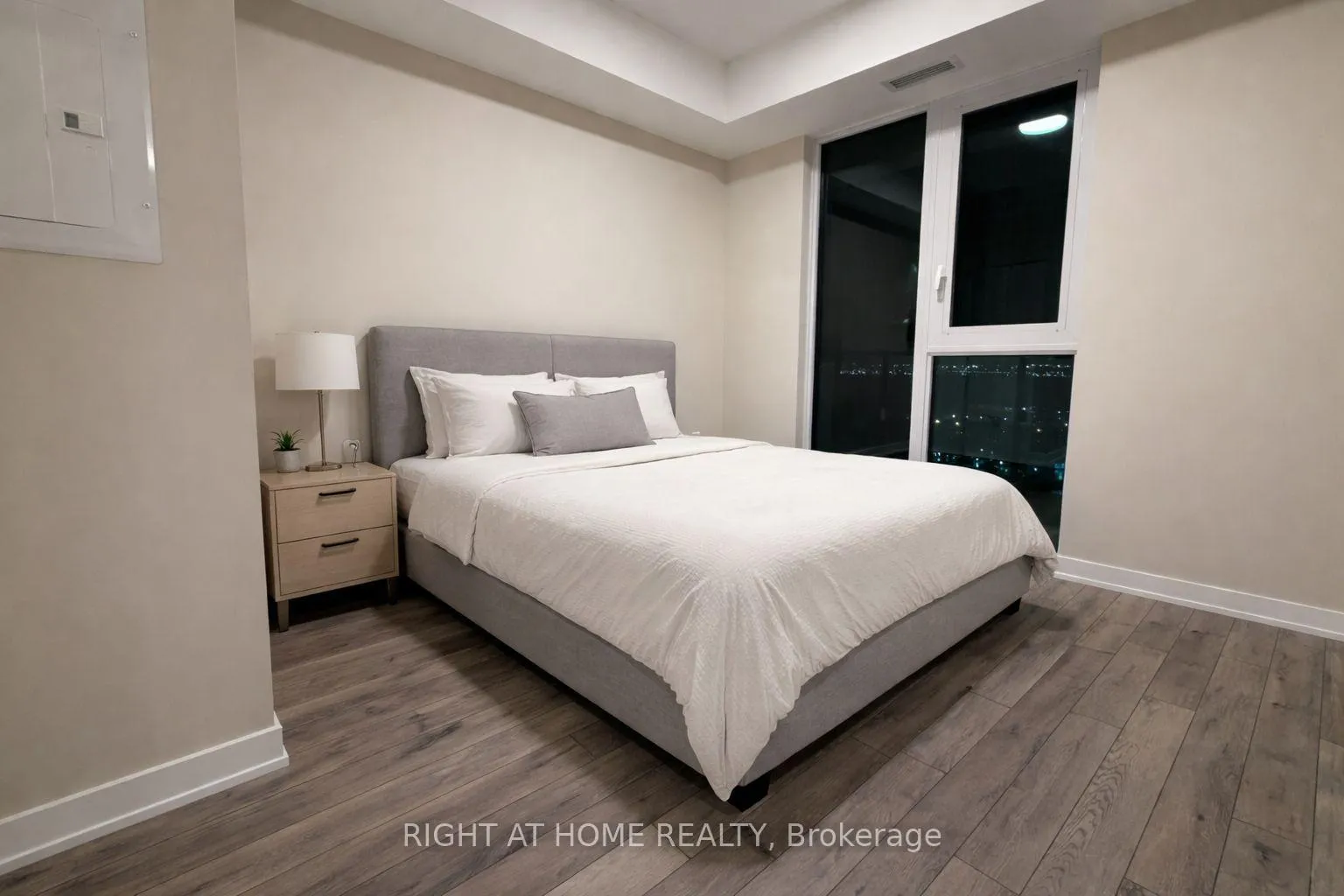 Photo 6 of Unit 1705, 15 Skyridge Drive E, Brampton, Bram East — HOMEH