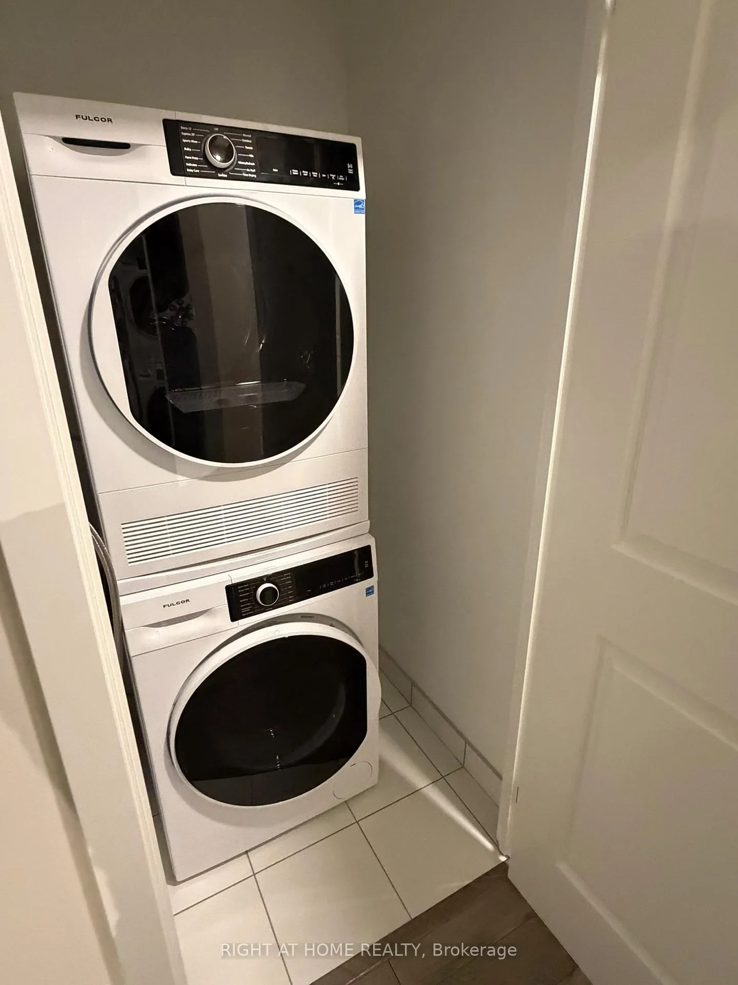 Photo 16 of Unit 1705, 15 Skyridge Drive E, Brampton, Bram East — HOMEH