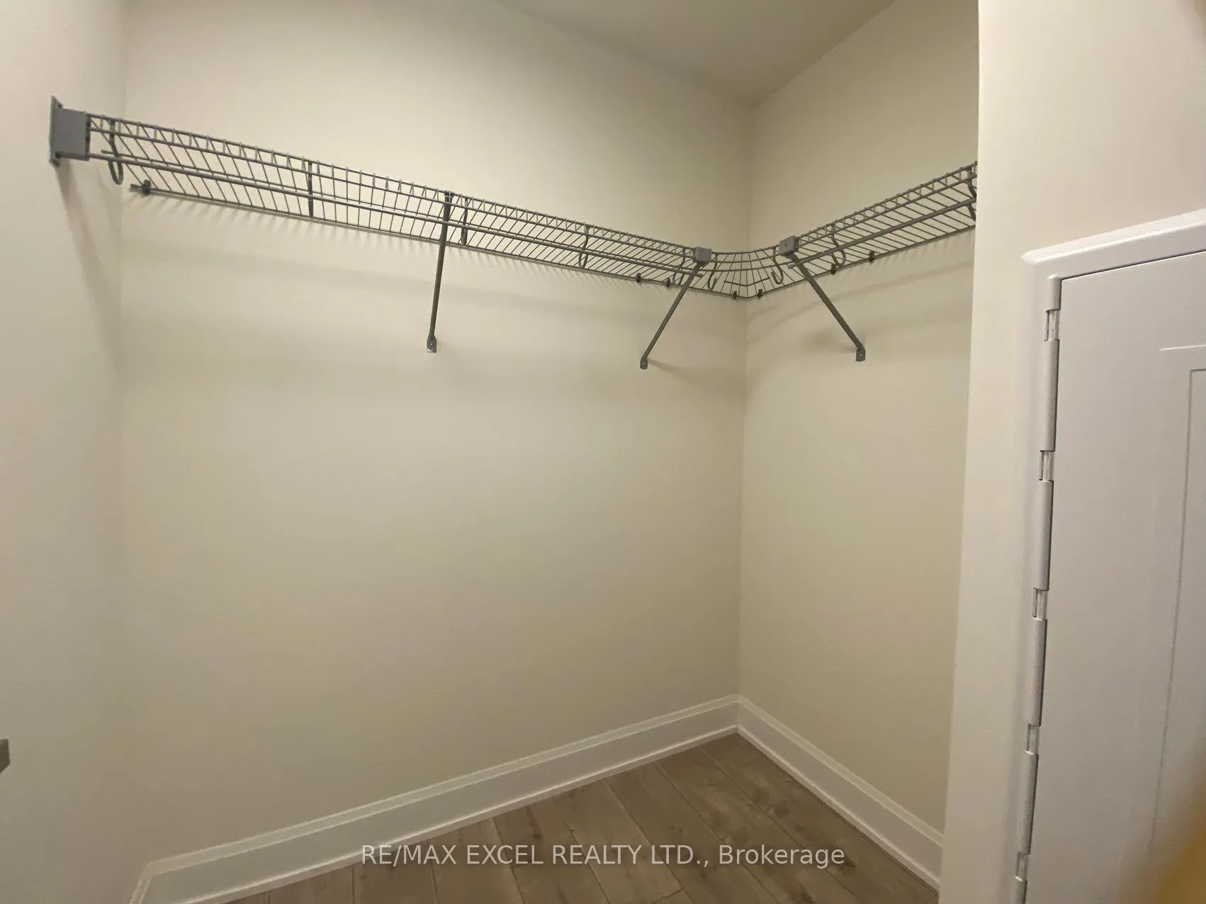 Photo 6 of Unit 2001, 38 Water Walk Drive, Markham, Unionville — HOMEH