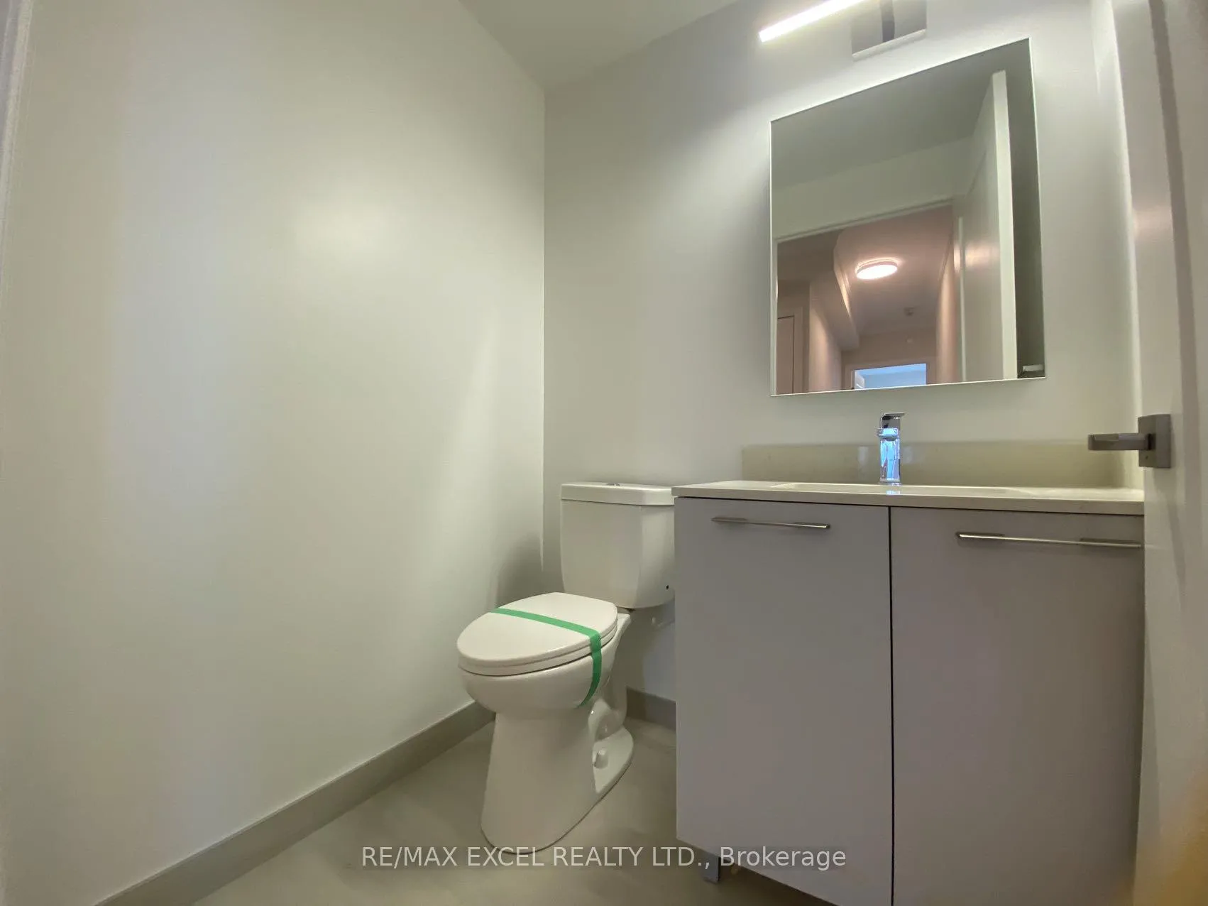 Photo 10 of Unit 2001, 38 Water Walk Drive, Markham, Unionville — HOMEH