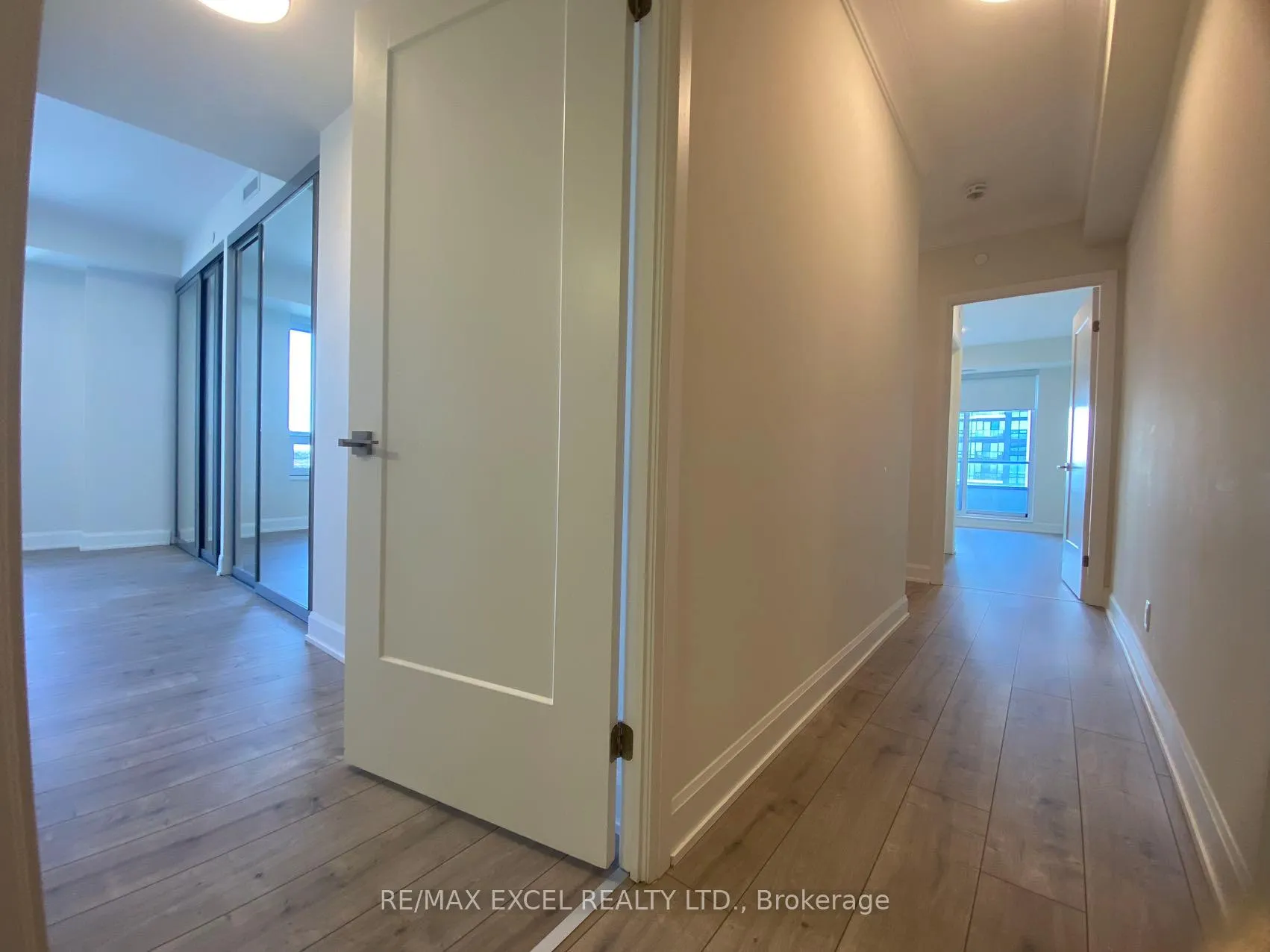Photo 11 of Unit 2001, 38 Water Walk Drive, Markham, Unionville — HOMEH