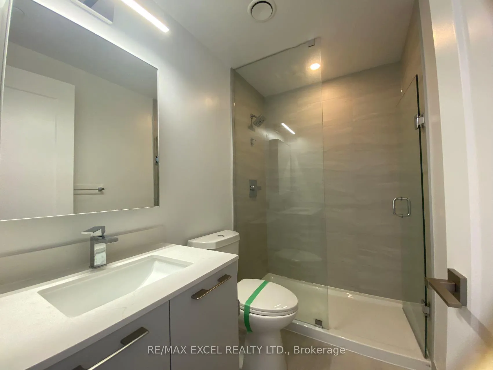 Photo 24 of Unit 2001, 38 Water Walk Drive, Markham, Unionville — HOMEH