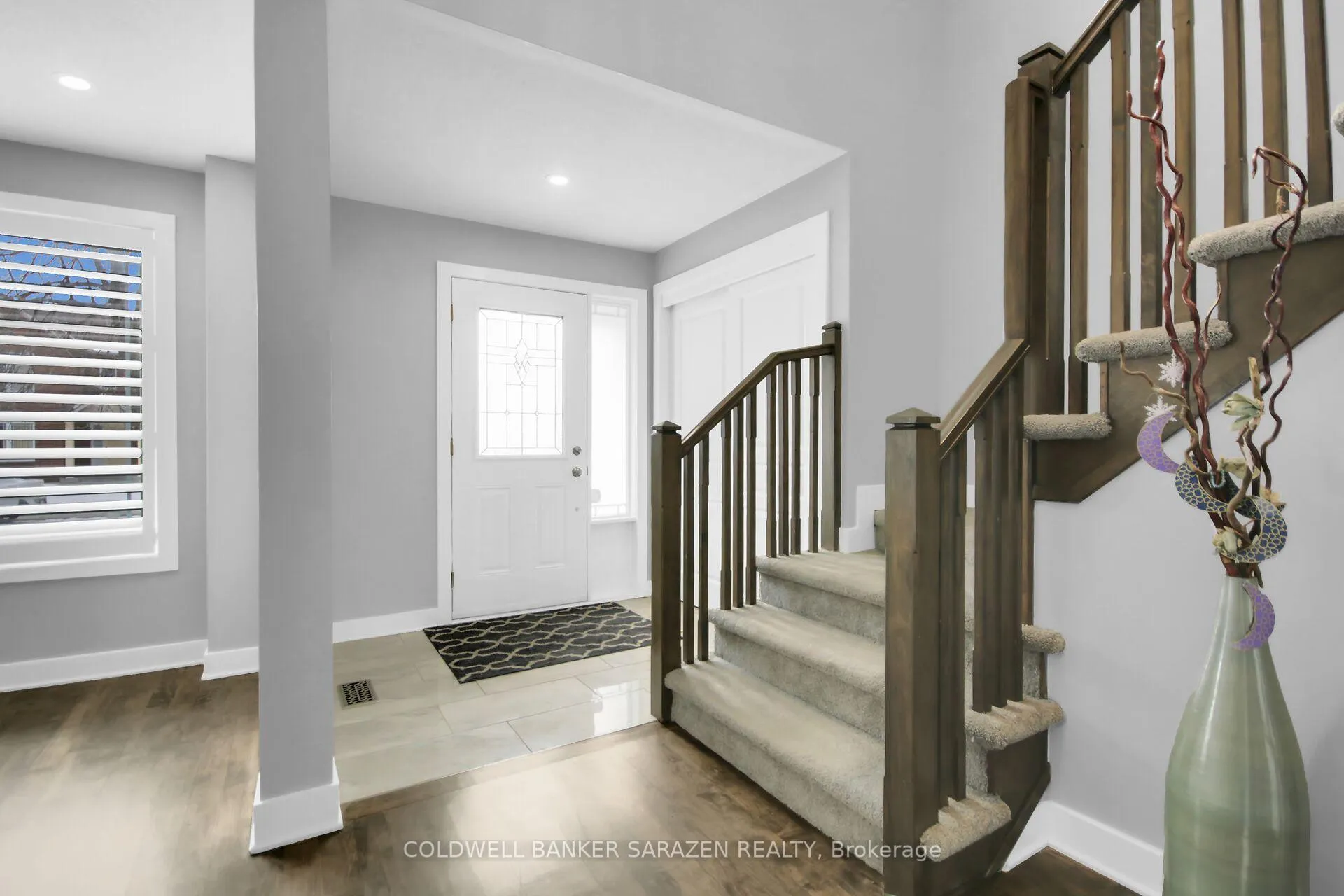 Photo 3 of 715 Clearbrook Drive, Ottawa, Barrhaven - Strandherd — HOMEH