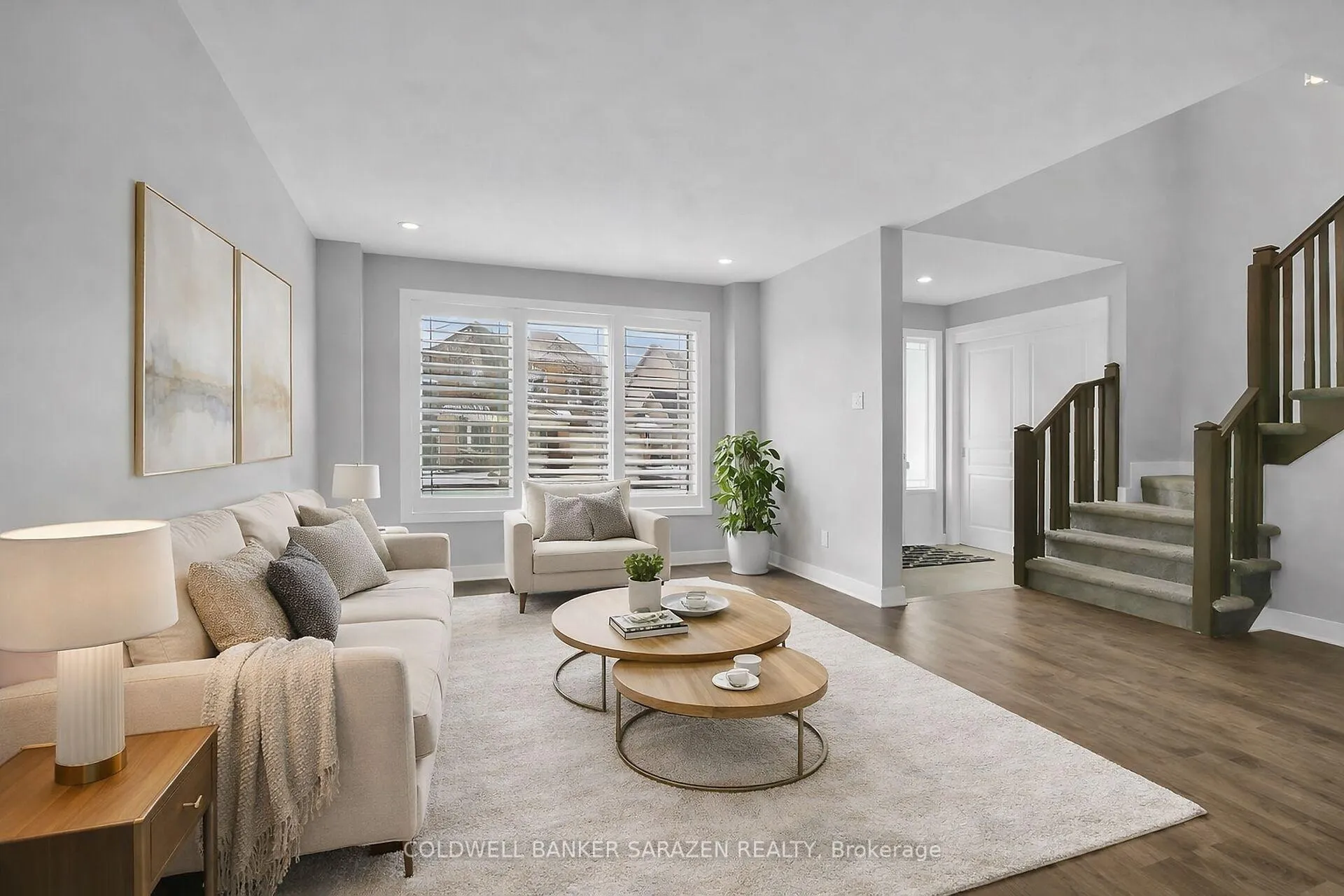 Photo 5 of 715 Clearbrook Drive, Ottawa, Barrhaven - Strandherd — HOMEH