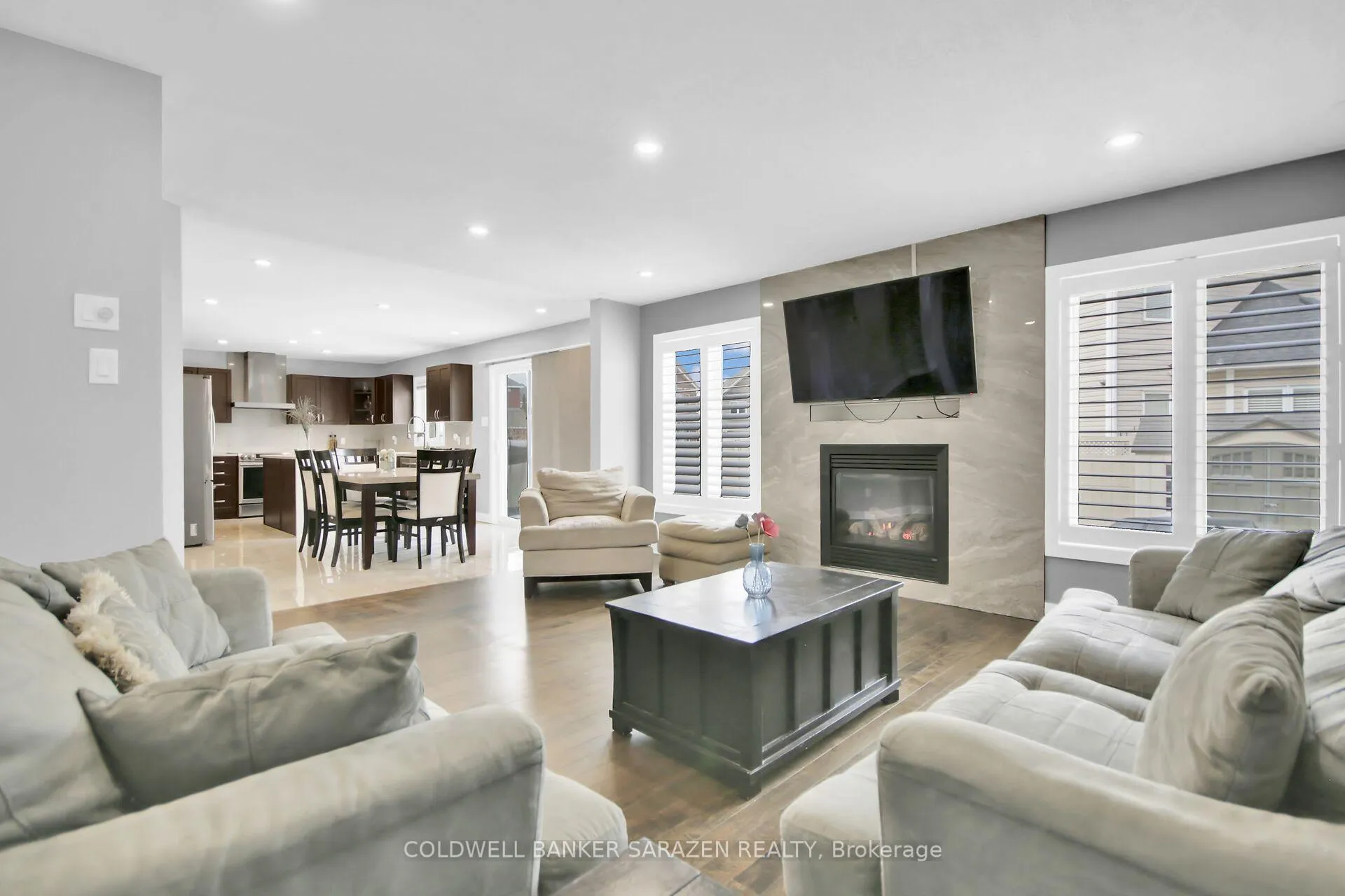 Photo 10 of 715 Clearbrook Drive, Ottawa, Barrhaven - Strandherd — HOMEH